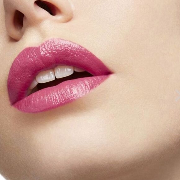 LOUBOUTIN Lipstick!  - Picture 8 of 8